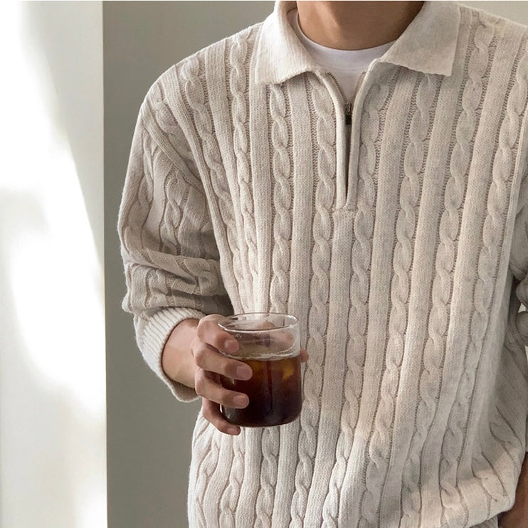 CLASSIC SWEATER
