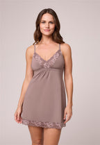 Support Lace Chemise