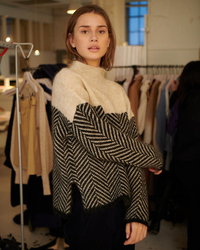 Nova - Turtleneck Sweater