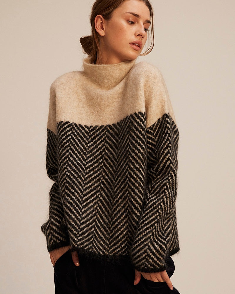 Nova - Turtleneck Sweater