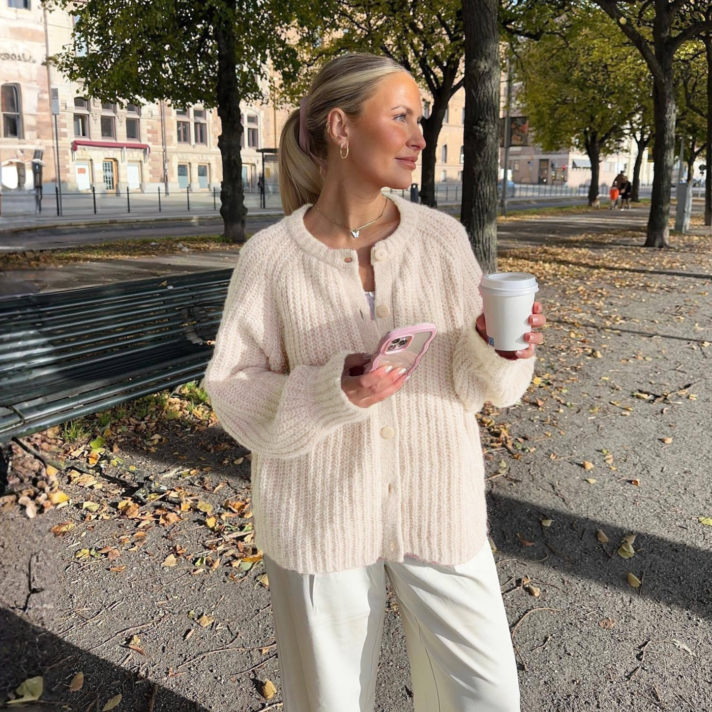 ELOWEN™ - Comfy Plain Button Down Long Sleeve Round Neck Cardigan