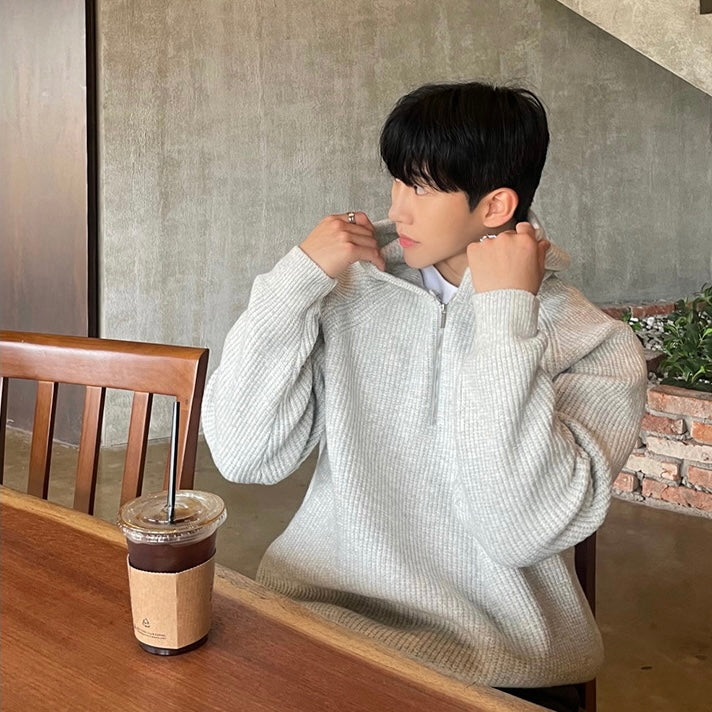 SEMI ZIP HOODIE