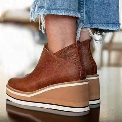 Naya – Stylish Durable Waterproof Boots