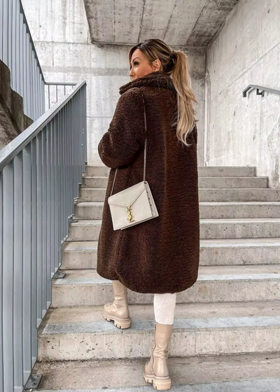 Axelle | Long coat with wide collar and buttons