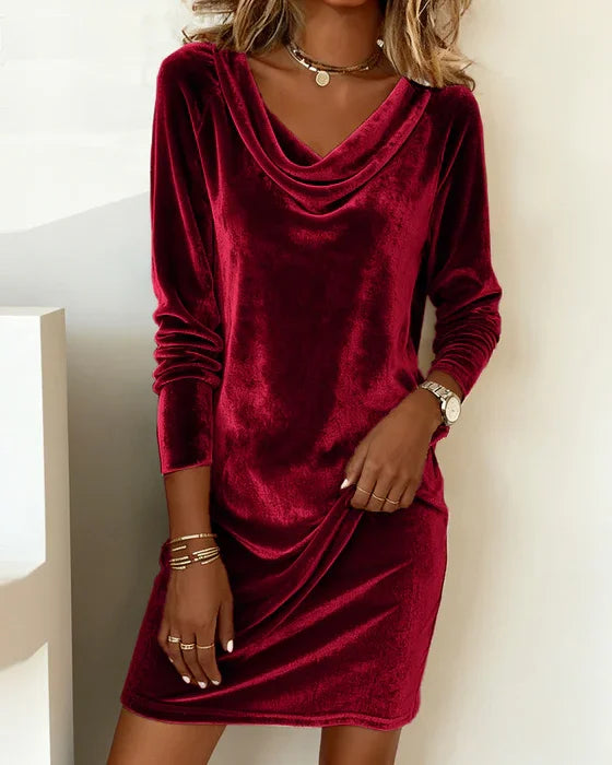 Rianne | Loose Fitting Velvet Dress